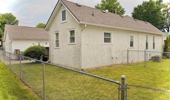 405 W 20th St, Auburn, IN 46706