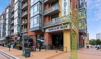 118 MONROE St #211, Rockville, MD 20850