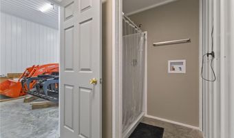 8172 E Ash Rd, Bloomfield, IN 47424
