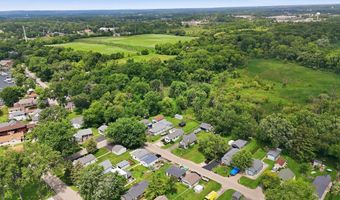 23016 W Lakeview Ave, Antioch, IL 60002
