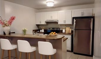 5414 Newcastle Ave 7, Encino, CA 91316