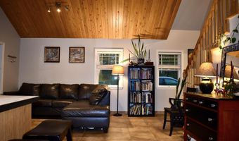 7 Mossy Ridge Rd, Belfast, ME 04915