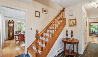 33 Cold Spring Rd, Avon, CT 06001