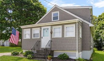 37 Reservoir Rd, Middletown, RI 02842