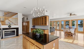 159 Harbor Inn Rd, Bayville, NJ 08721