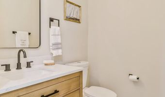 6570 FALLWIND Ln, Bethesda, MD 20817