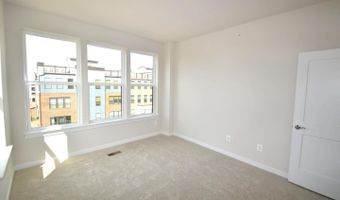 43795 MIDDLEWAY Ter, Ashburn, VA 20147