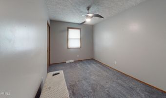 1647 Saint Francis Ln, Altoona, PA 16602