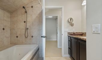 5608 BEAR LAKE Cir, Apopka, FL 32703