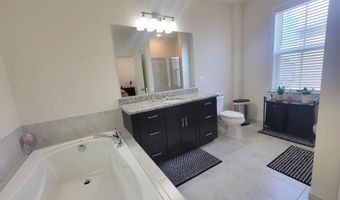 42043 BERKLEY HILL Ter, Aldie, VA 20105