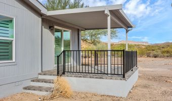 34380 S Cholla Dr, Black Canyon City, AZ 85324