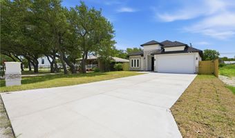 151 N 9th St, Aransas Pass, TX 78336