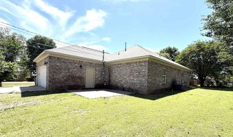 90 SQUIRES GROVE Dr, Atoka, TN 38004