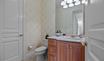 1049 MCKEAN Rd, Ambler, PA 19002