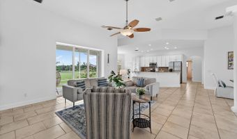 924 Bunker View Dr, Apollo Beach, FL 33572