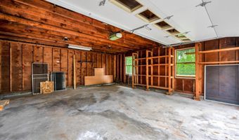 24 Iron Gate Ln, Cromwell, CT 06416