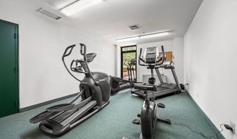1016 WAYNE St 1007, Arlington, VA 22204