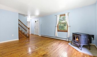 26 Jonathan Ln, Bow, NH 03304