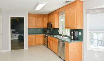 39 Warner St, Bristol, CT 06010