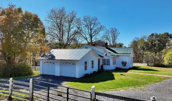 5557 Flat Mountain Rd, Alderson, WV 24910