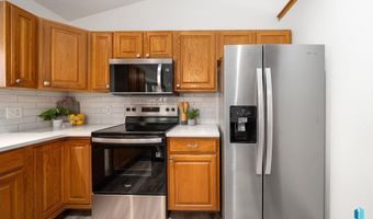 1000 E Maywood St, Brandon, SD 57005