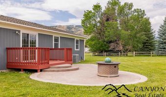 125 Spirit Mountain Dr, Cody, WY 82414