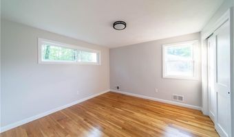 24 W Knollwood Cir, North Kingstown, RI 02852