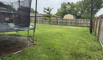602 Memorial Dr, Beech Grove, IN 46107
