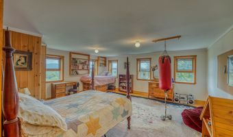 225 Pettyboro Rd, Bath, NH 03740