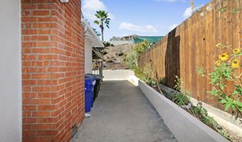 6110 Amaya Dr, La Mesa, CA 91942