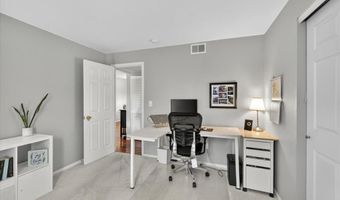 1356 Holgate Dr G3, Ballwin, MO 63021