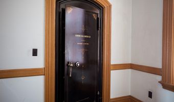 74 Hammond St 3, Bangor, ME 04401