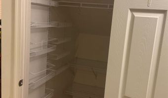 10 Oyster Bay Rd H, Absecon, NJ 08201