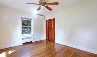 10 Roosevelt Ave, Lincoln, RI 02865