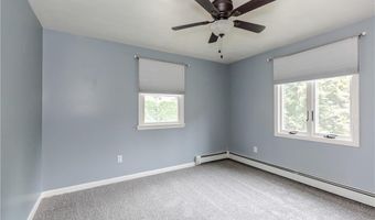 422 Buxton St, North Smithfield, RI 02896
