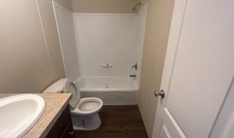783 Amherst Ln, Almont, MI 48003
