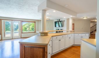 4175 NE 64th St, Altoona, IA 50009