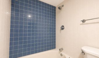 1301 S ARLINGTON RIDGE Rd S 508, Arlington, VA 22202