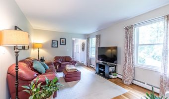 14 Briarwood Ln, Amherst, NH 03031