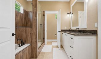 608 Cottage Ln, Benton, AR 72019