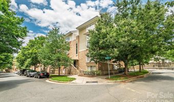 649 Raphael Pl, Charlotte, NC 28205
