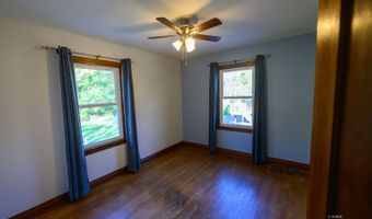 43 Pomeroy Rd, Athens, OH 45701