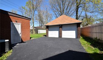 2389 S Taylor Rd, Cleveland Heights, OH 44118