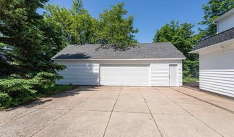 3207 WINNEGAMIE Dr, Appleton, WI 54914