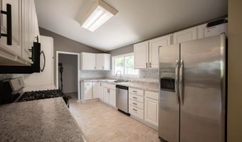 125 Cheri Ln, Antioch, IL 60002