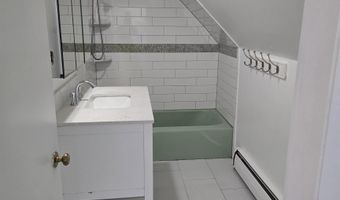 1092 NH RT 175, Campton, NH 03223