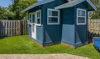 310 MAGNOLIA St, Atlantic Beach, FL 32233