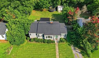 120 Calhoun St, Abbeville, SC 29620