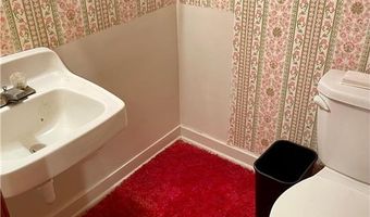 1004 S 2nd St, Alma, WI 54610