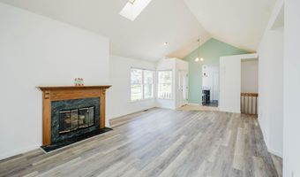 5 Kensington Pl, Albany, NY 12209